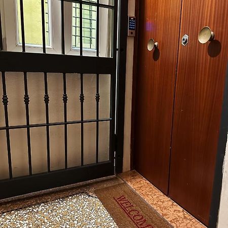 Koro'S Apartments 볼로냐 외부 사진
